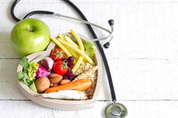 تغذیه و رژیم درمانی